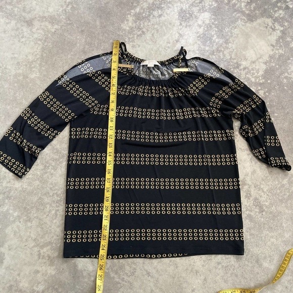 Michael Kors Cold Shoulder Black Blouse Gold Logo Hardware Strappy Blouse Size M - Picture 6 of 11